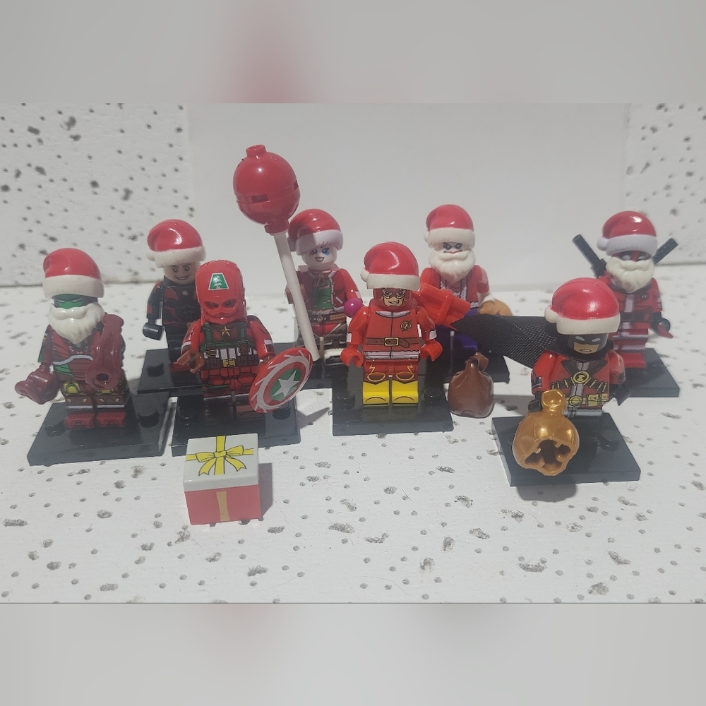 8 Piece Superhero and Villain Block Set m23